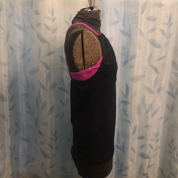 Jazzercise Athletic Top with Built-in Shelf Bra - Picture 3 of 9